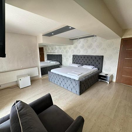 Hotel Pashtriku Gjakova Extérieur photo