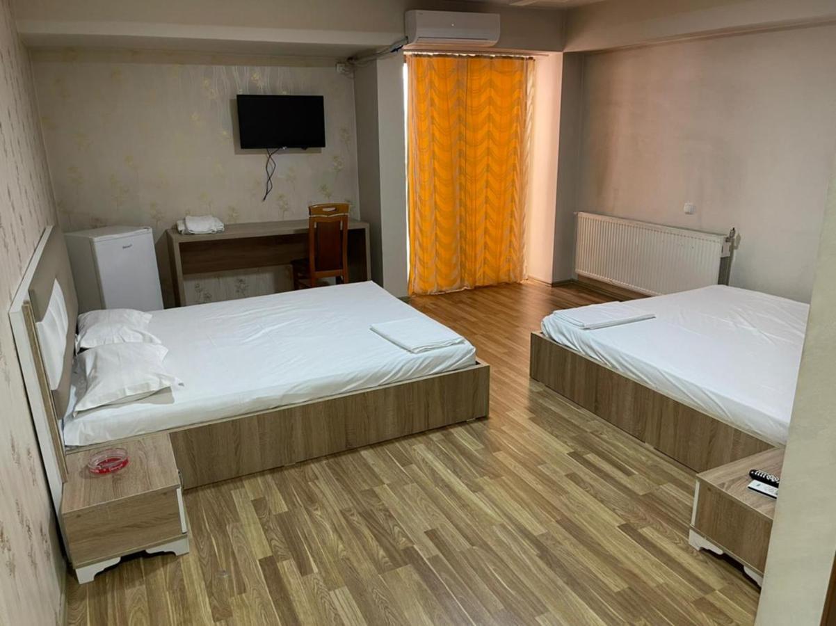 Hotel Pashtriku Gjakova Extérieur photo