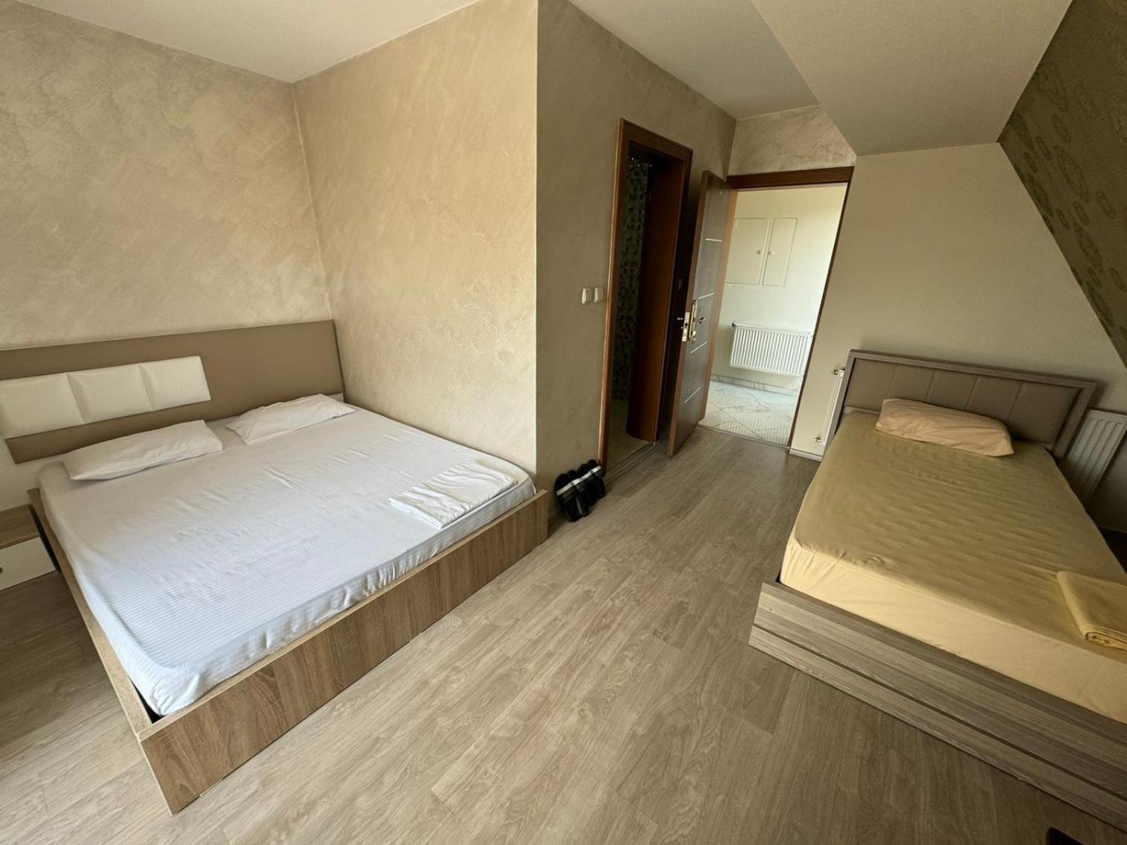 Hotel Pashtriku Gjakova Extérieur photo