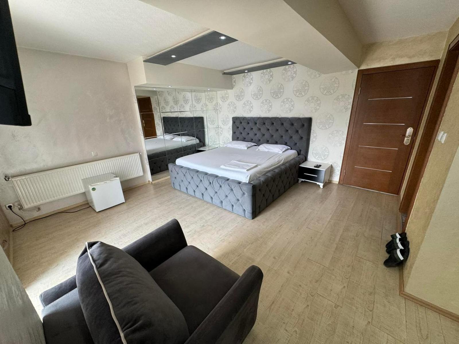 Hotel Pashtriku Gjakova Extérieur photo