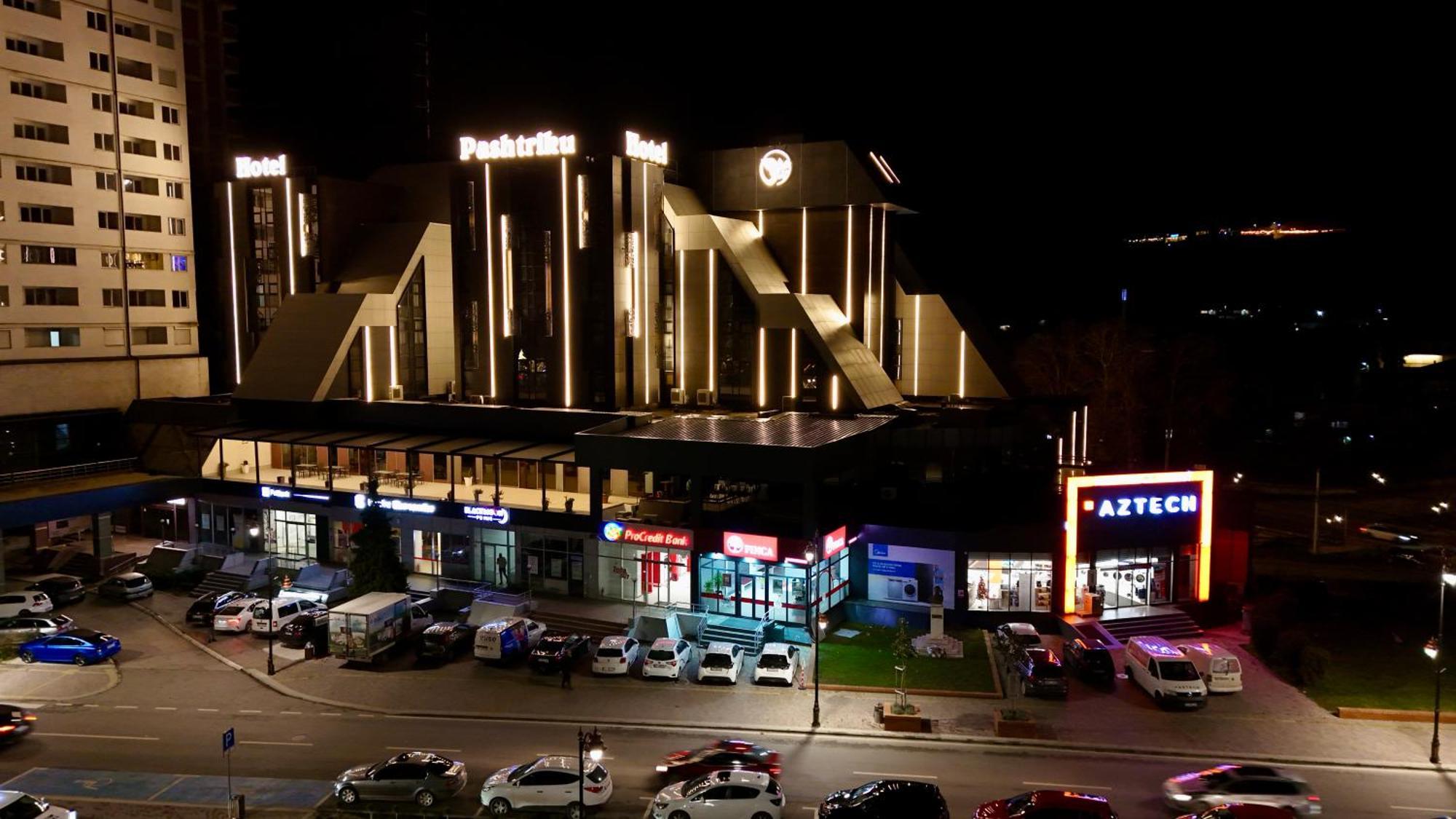 Hotel Pashtriku Gjakova Extérieur photo